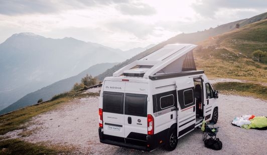 Realizujte si své sny na cestách. Financování pro váš vlastní obytný vůz nebo karavan. 